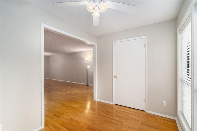 Photo - 1115 Summit N Dr NE Unit 1115