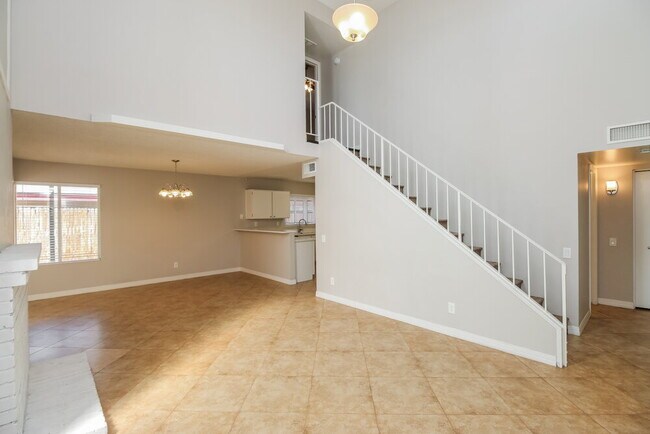 Photo - 7030 S 42nd St