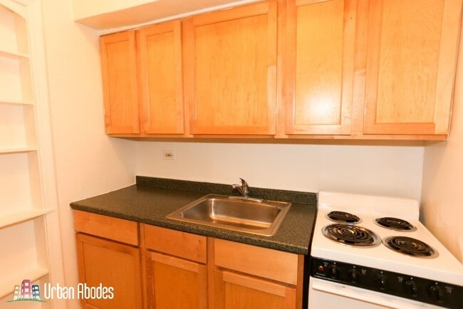 Photo - 539 W Arlington Pl Unit J09W