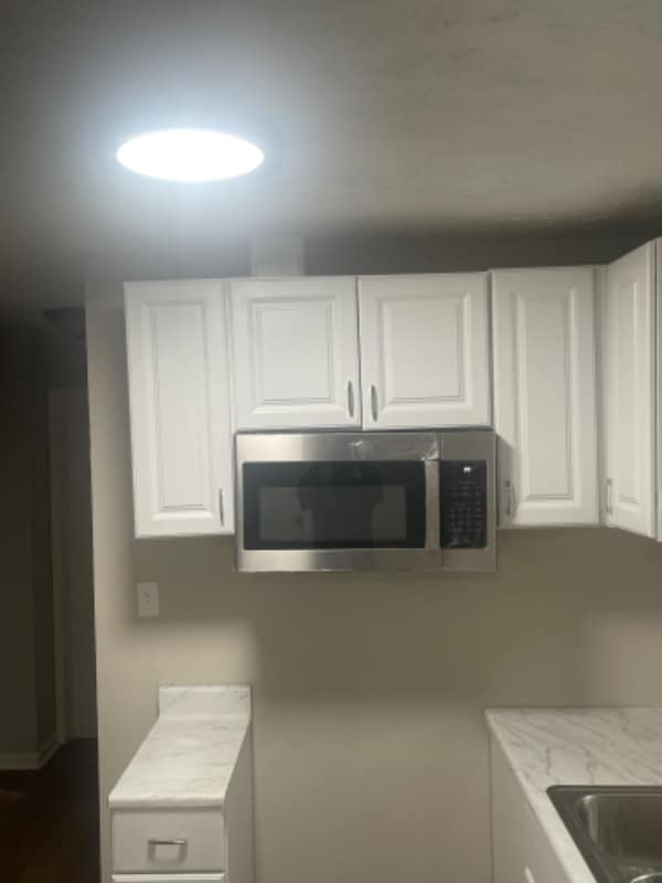 Photo - 66 Spring St W