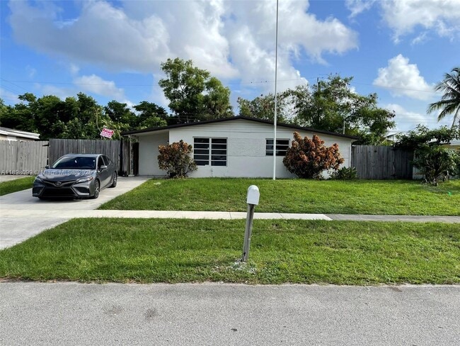 Photo - 5751 SW 38th Ct