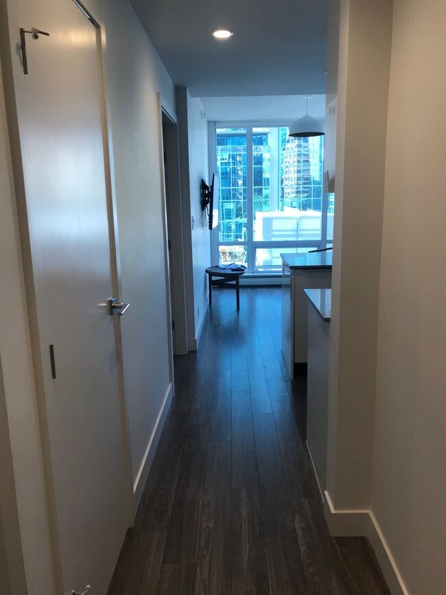 Photo - 1283 Howe St