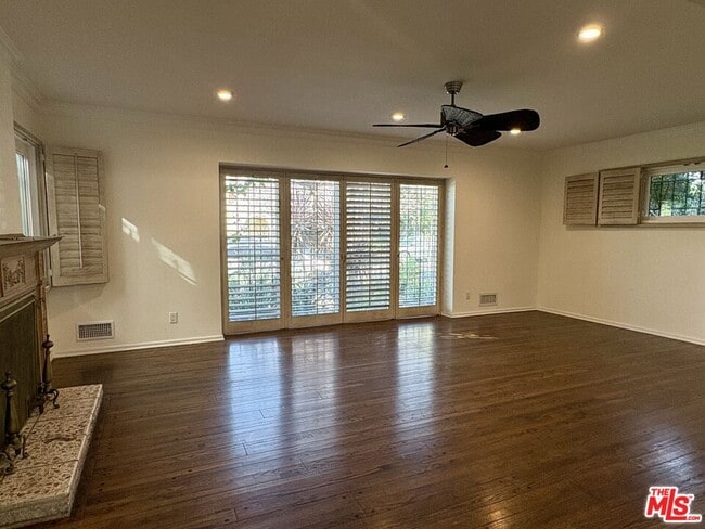 Photo - 333 N Detroit St