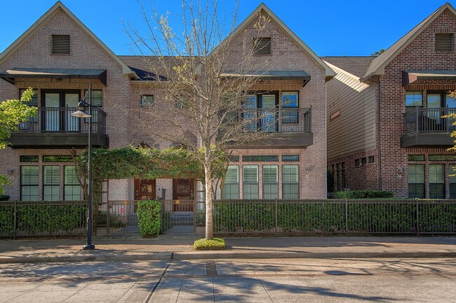 Building Photo - 12 Riva Row Rental