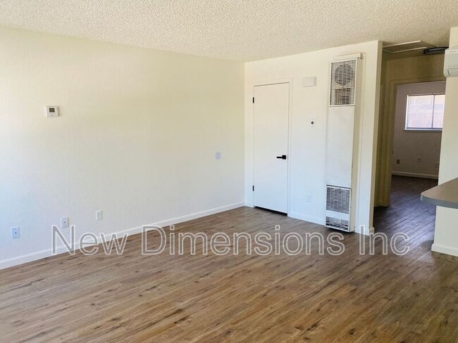 Photo - 192 N Nevada St