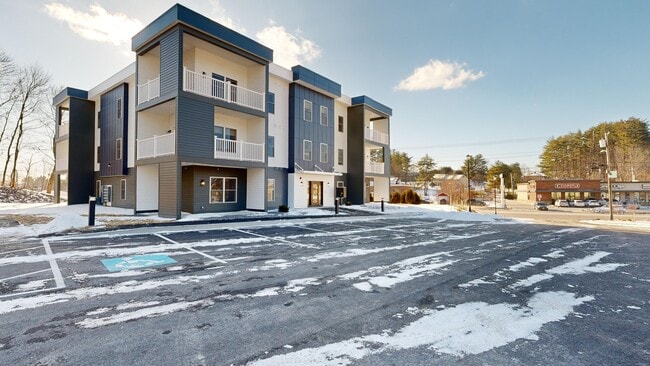 Photo - 405 Center St