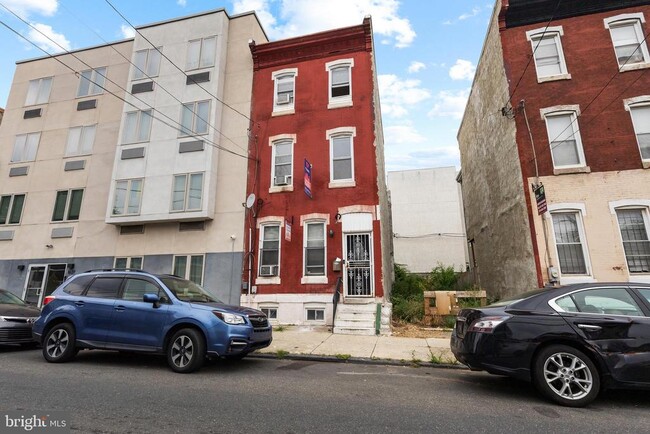 Building Photo - 1625 W Montgomery Ave Rental