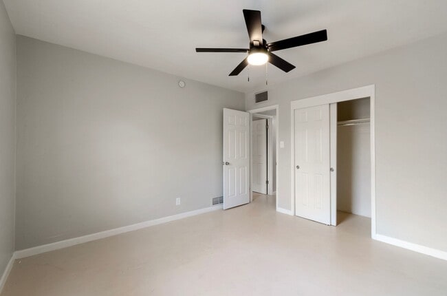 Photo - 2133 E Mabel St Unit Bedroom 2 - Bedroom 2