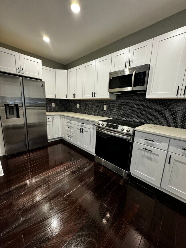 211 Midway Ave Apartments Unit 2 Fanwood, NJ