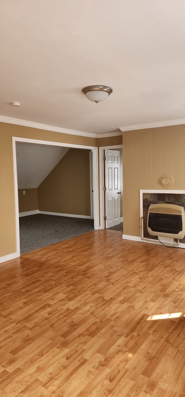 Photo - 141 Church St Apartments Unit #3