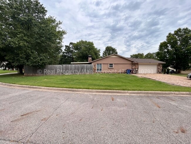 Photo - 2804 S 97th Cir