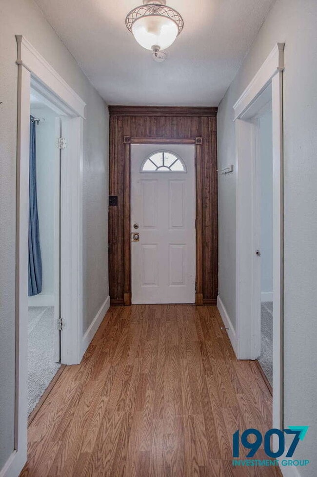 Photo - Spacious Rural Retreat in Norman with Open...