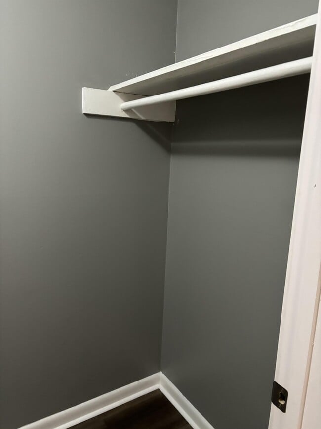 Photo - 406 N Houston Rd