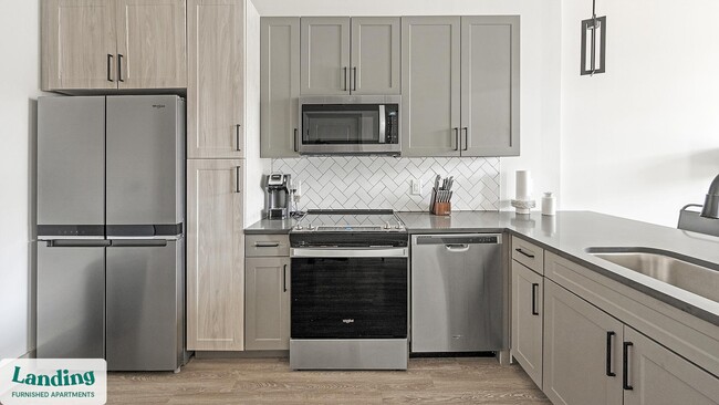 Photo - 640 21st Ave N Unit 105.1405585