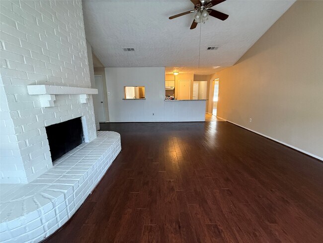 14314 Quiet Town Ln