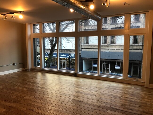 Photo - 92 S Main St Unit 304