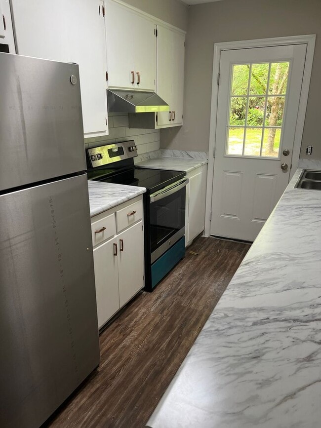 Photo - 1407 W Gentilly Rd Townhome