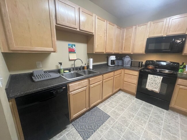 Photo - coxjr190 Unit #205