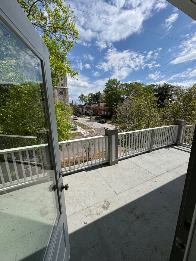 Photo - 2042 N Laura St