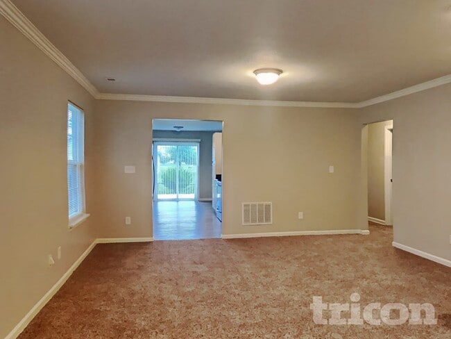 Photo - 15436 Dusty Trail