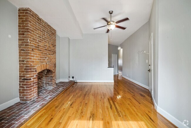 Building Photo - 724 5th St NE Unit Uni#1 Rental