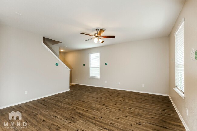 Photo - 10327 Dunlap