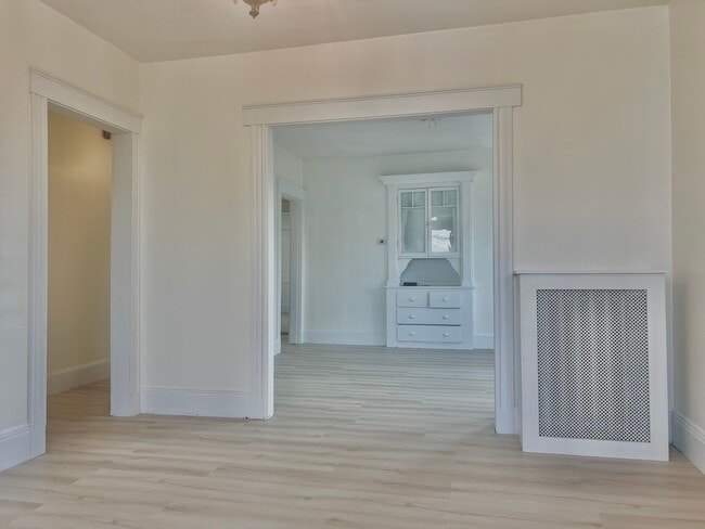 Photo - 5 Magnus Ave Unit 1