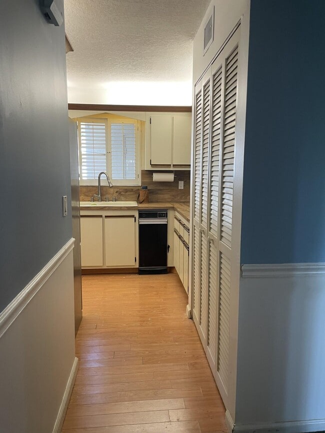 Photo - 12568 Shoreline Dr Unit 103