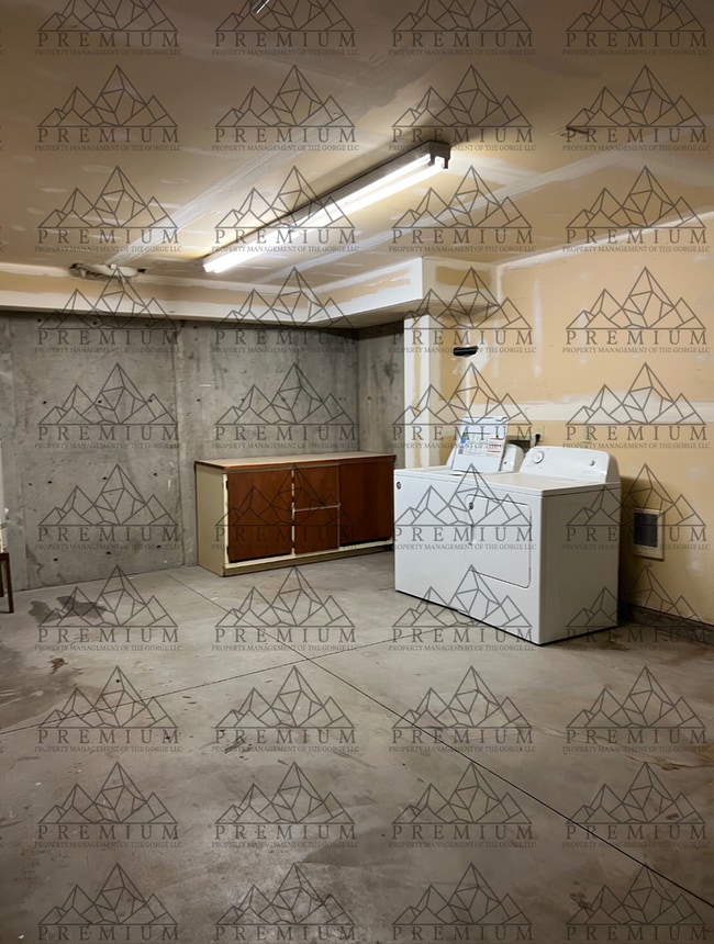 Photo - DAY2529 Unidad C