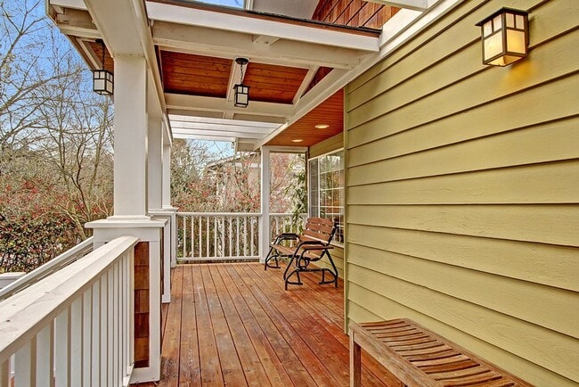 Photo - 3bd/1.75ba Seattle Home
