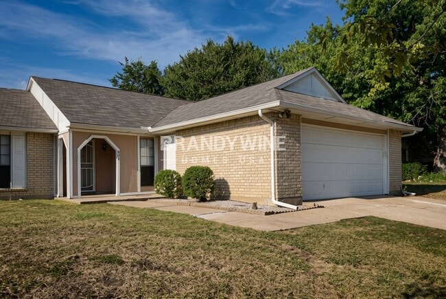 Photo - 802 Edgemont Dr