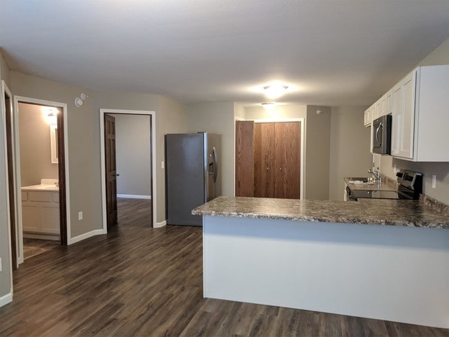 Photo - Westfield Apartments