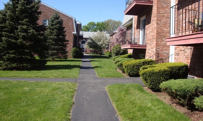 Photo - 240 High St Unidad #240