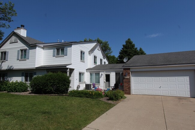 Photo - 15858 Griffon Path Townhome