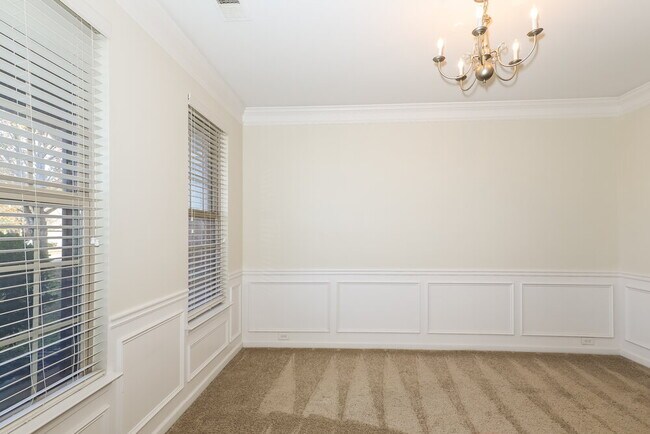 Photo - 149 Hamilton Pointe Dr