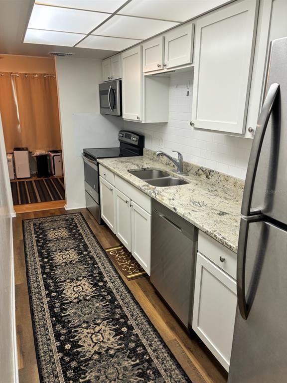 5060 76th Ave N Unit 203