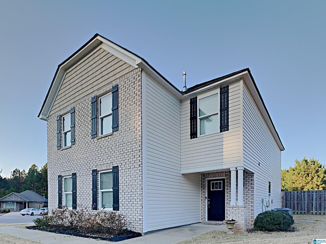 Building Photo - 330 Reed Way Rental