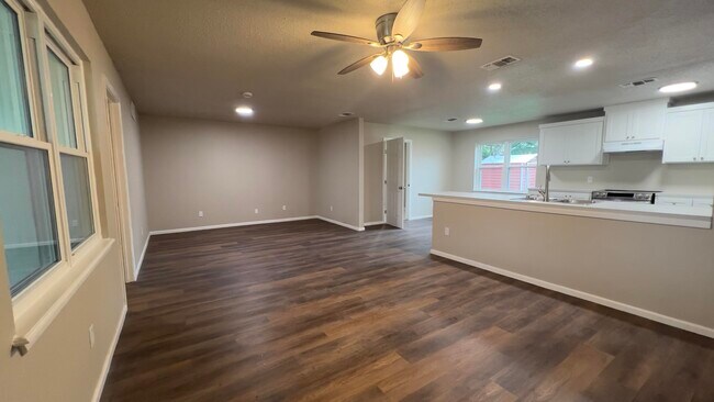 Photo - 3705 Elkhart Ave