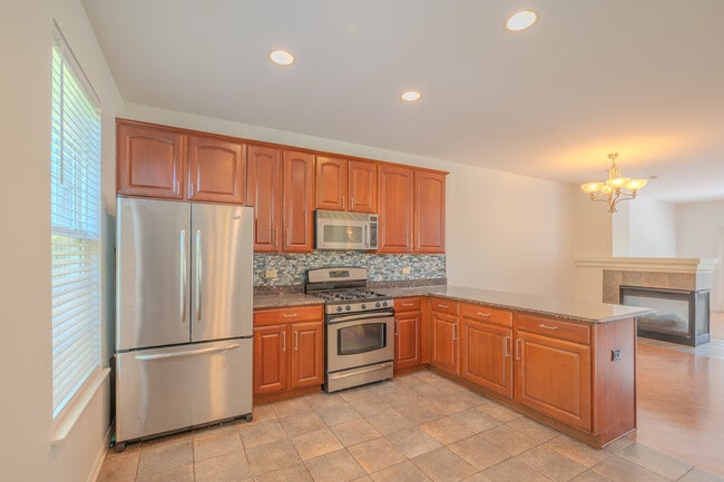 Photo - 838 Lewisburg Ln