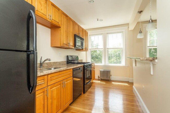 Building Photo - 276 Chestnut Hill Ave Unit 22A