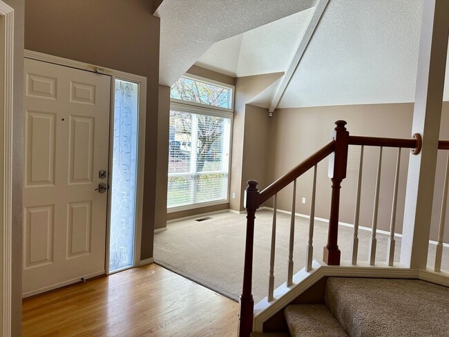 Photo - Lovely 4 bedroom in Wilsonville