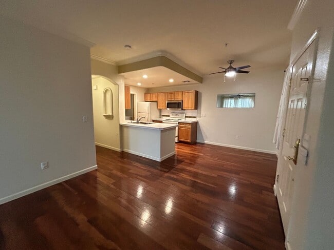 Photo - Nice condo located in Balboa Park. Water/Sewer/Garbage included