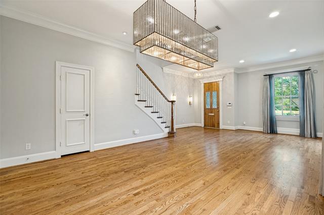 Photo - 3451 Asbury St