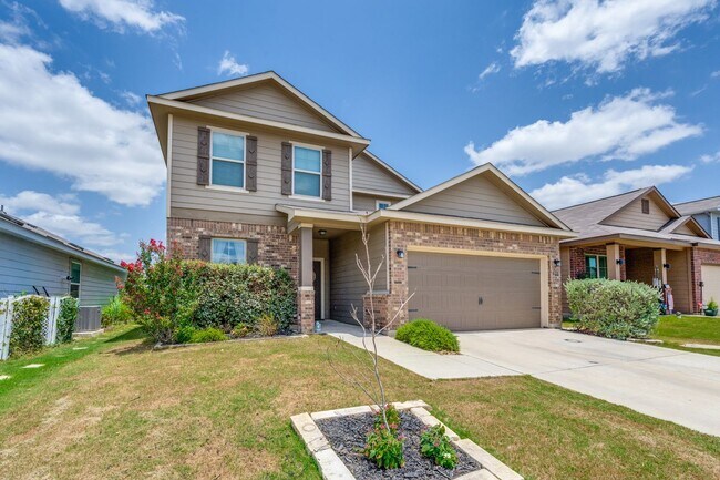 Photo - BEAUTIFUL 4-BEDROOM HOME IN NORTHEAST CROSSING