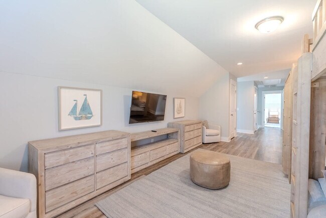 Photo - 52 Sandcastle Ct Unit ID1316234P