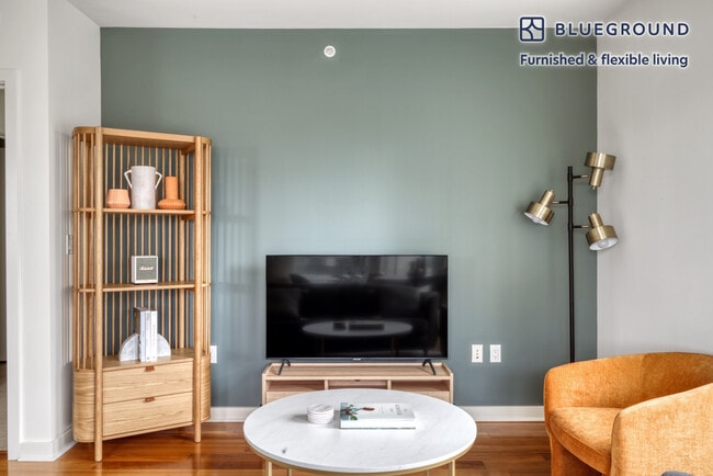 Photo - 10349 NE 10th St Unit FL10-ID464