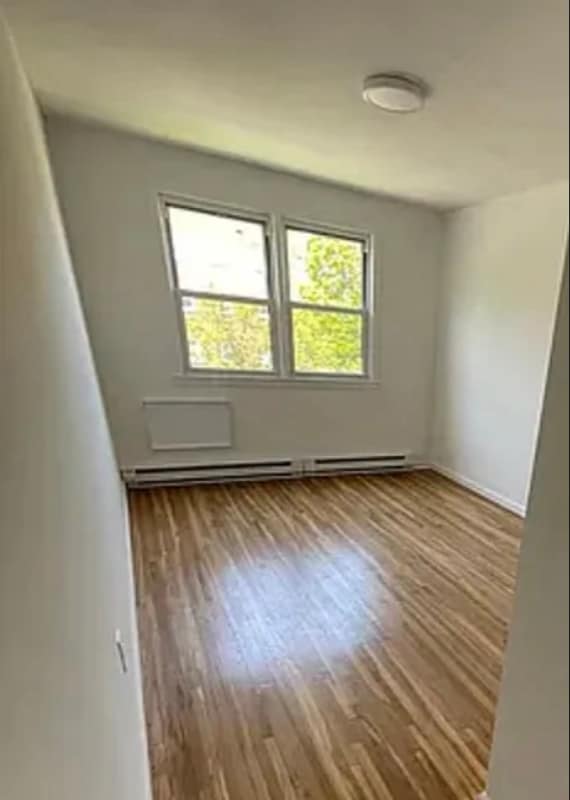 Photo - 30 Archer Ave Unit 1D