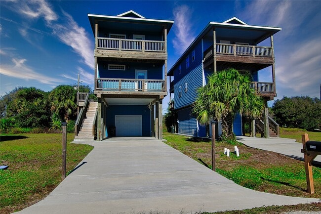 Building Photo - 14146 Miramar Dr