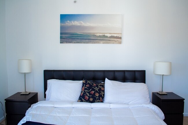 Photo - 889 Green St