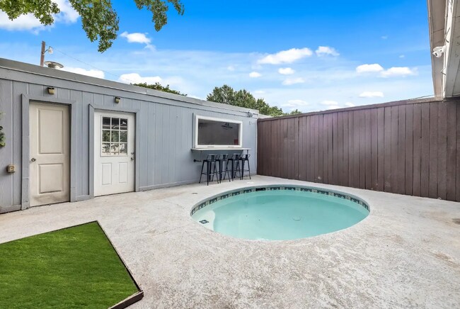 Photo - 13340 Kit Ln